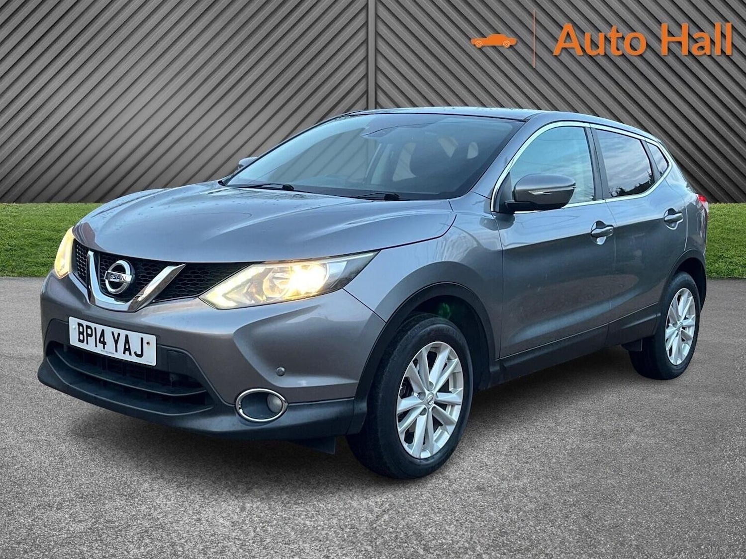 Used Nissan Qashqai 2014 for sale - 76837091: Photo 3