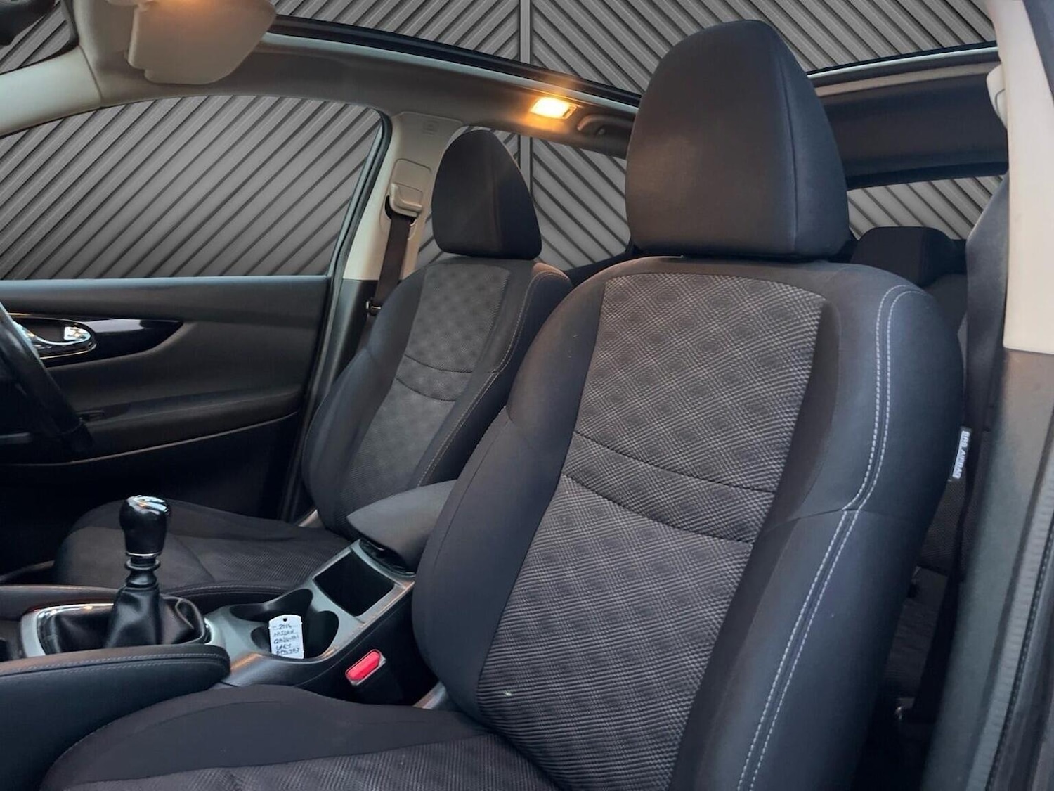 Used Nissan Qashqai 2014 for sale - 76837091: Photo 31