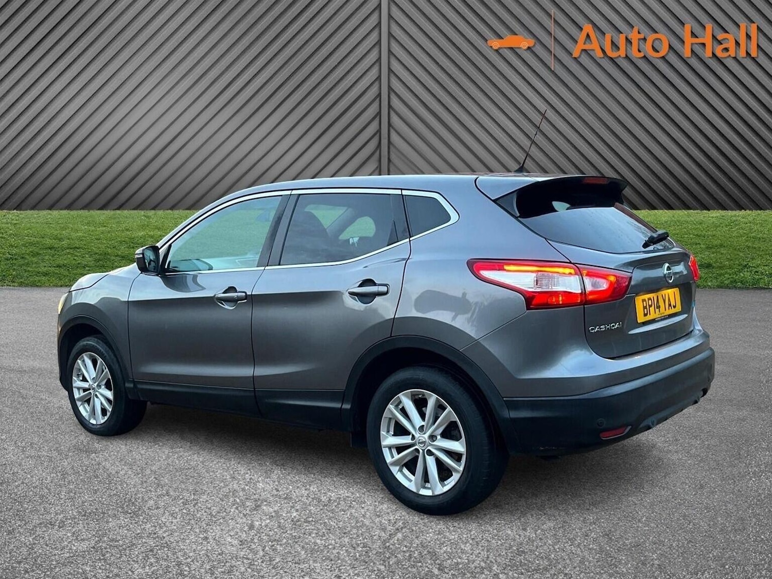 Used Nissan Qashqai 2014 for sale - 76837091: Photo 4