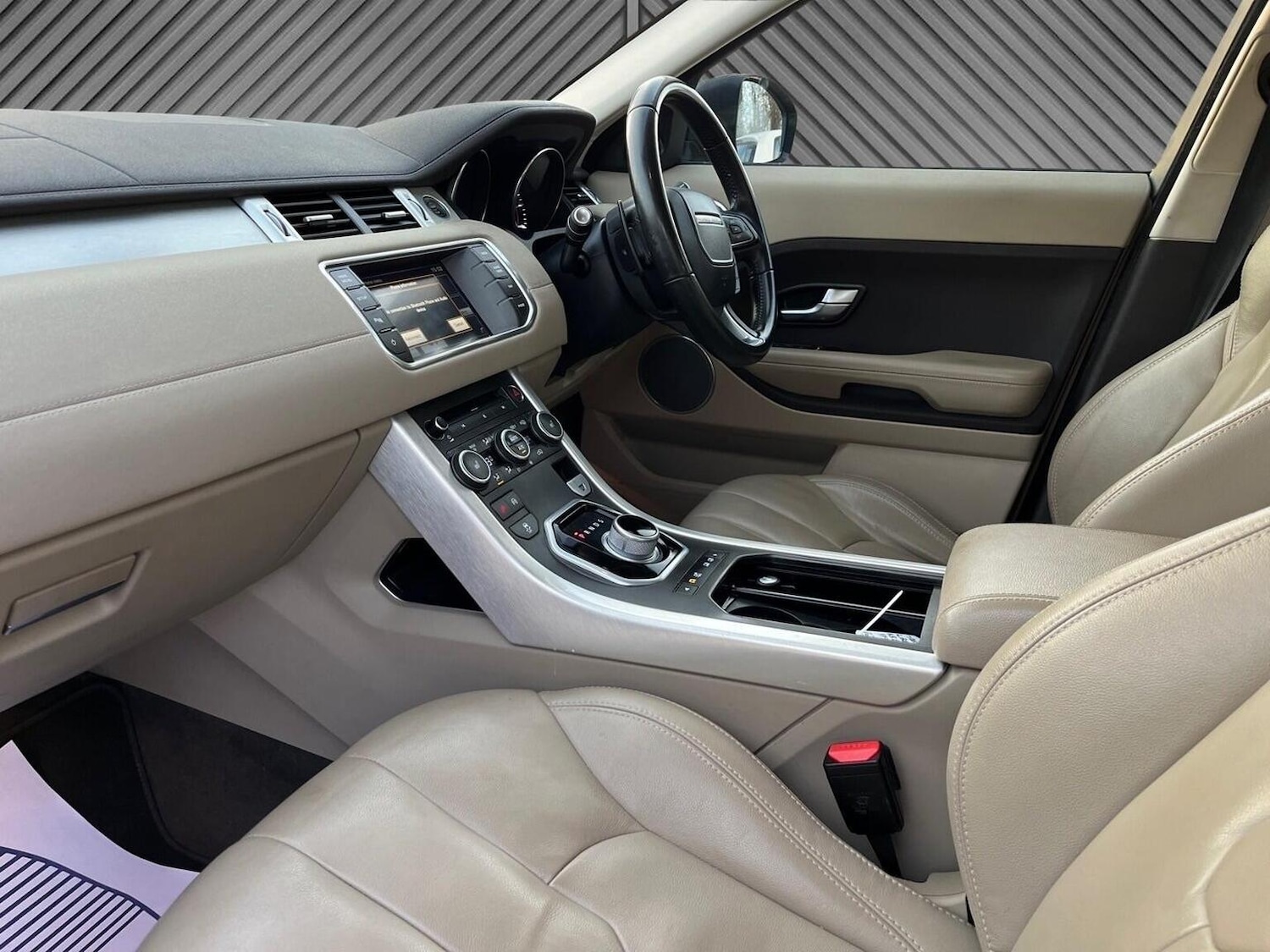 Used Land Rover Range Rover Evoque 2015 for sale - 76935358: Photo 14