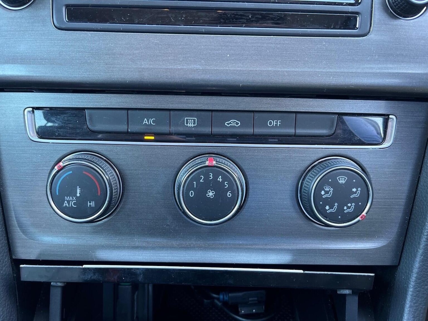 Used Volkswagen Golf 2013 for sale - 78155438: Photo 28