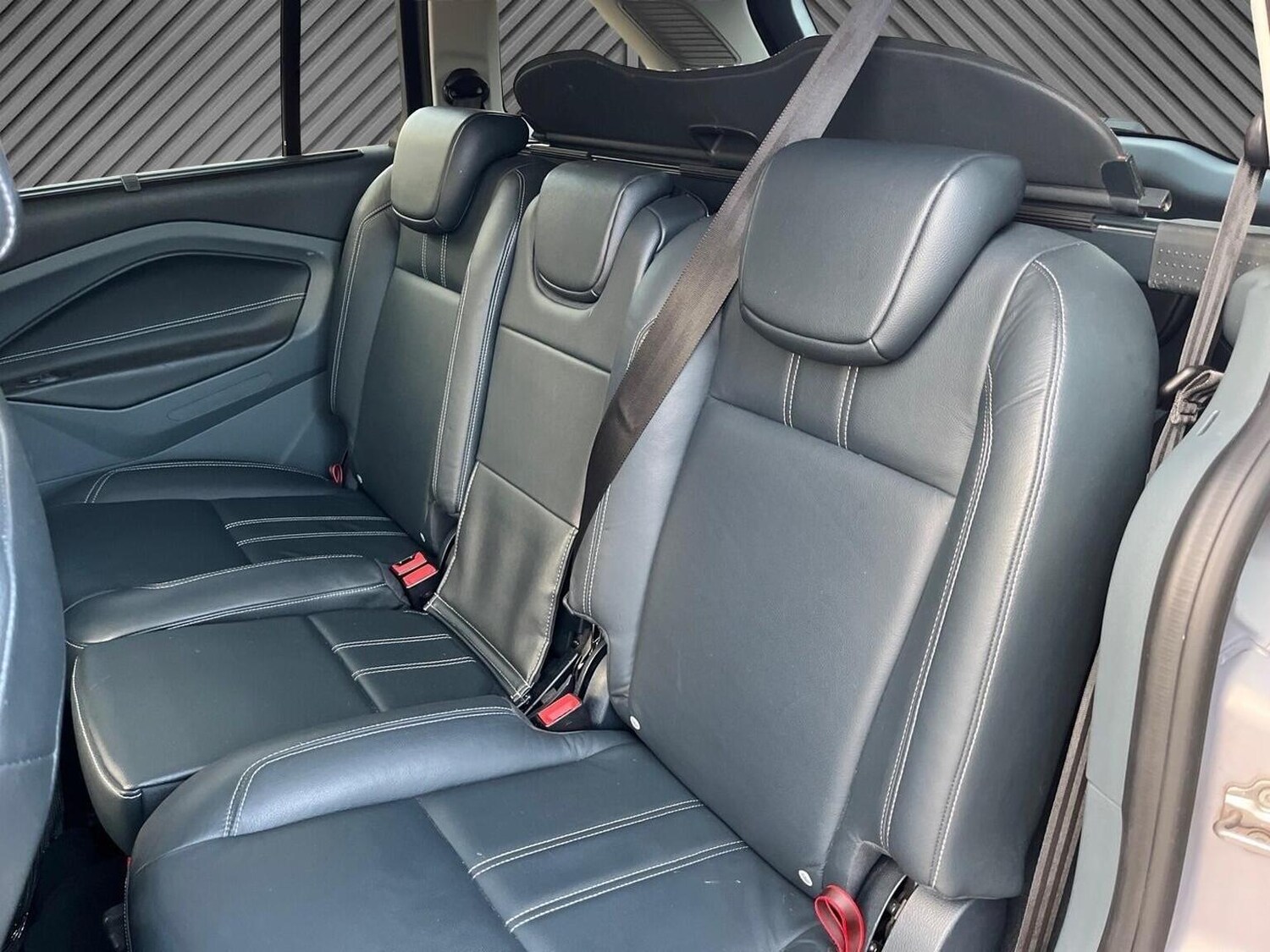 Used Ford Grand C-Max 2011 for sale - 76605639: Photo 15