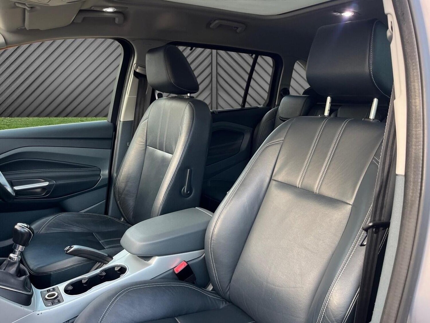 Used Ford Grand C-Max 2011 for sale - 76605639: Photo 31