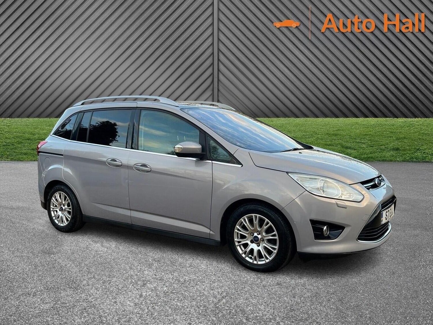 Used Ford Grand C-Max 2011 for sale - 76605639: Photo 5