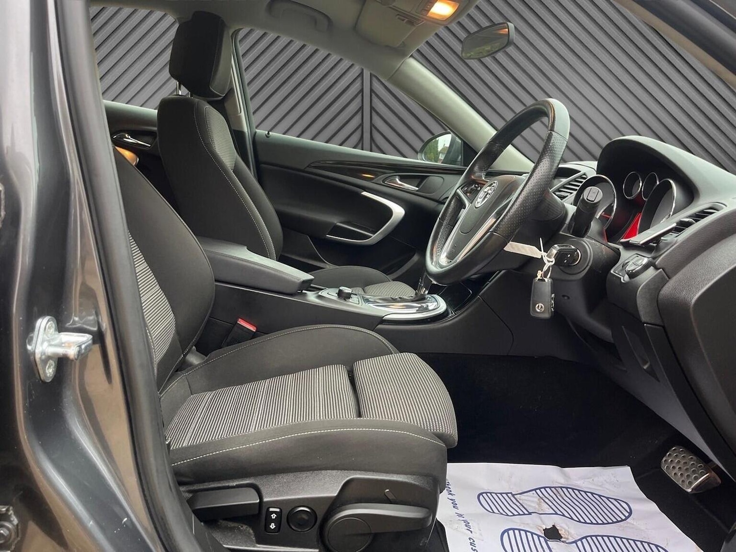 Used Vauxhall Insignia 2011 for sale - 77370598: Photo 17