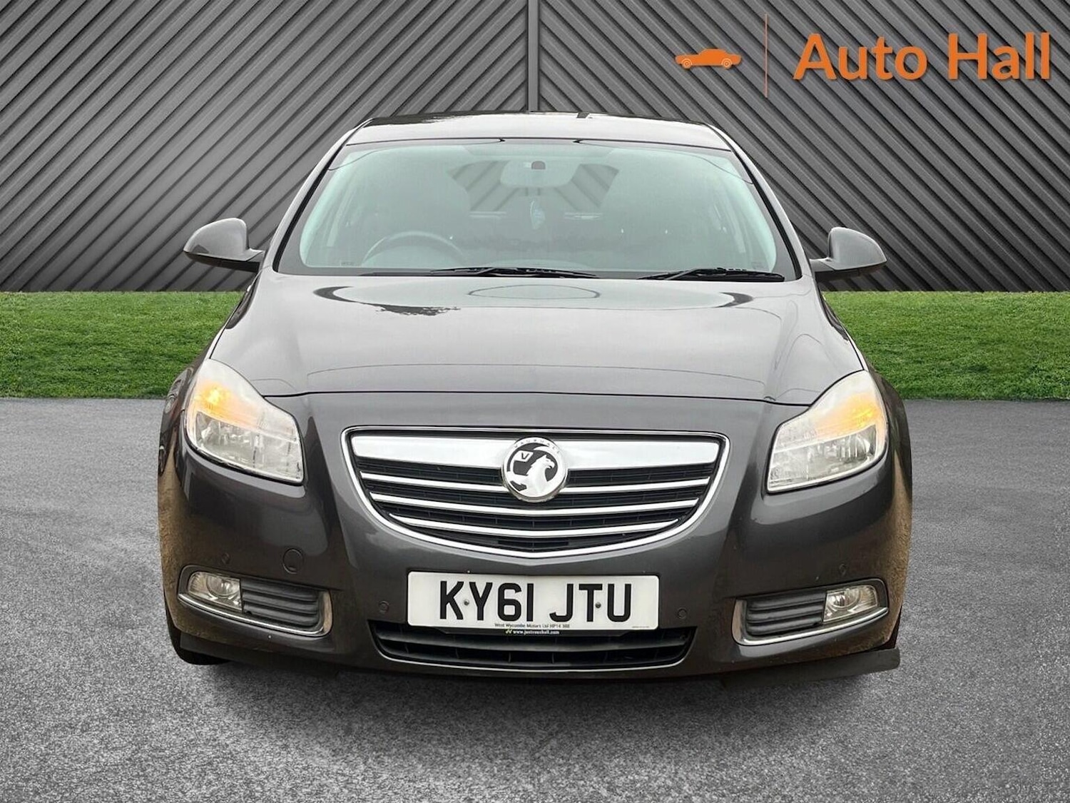 Used Vauxhall Insignia 2011 for sale - 77370598: Photo 2