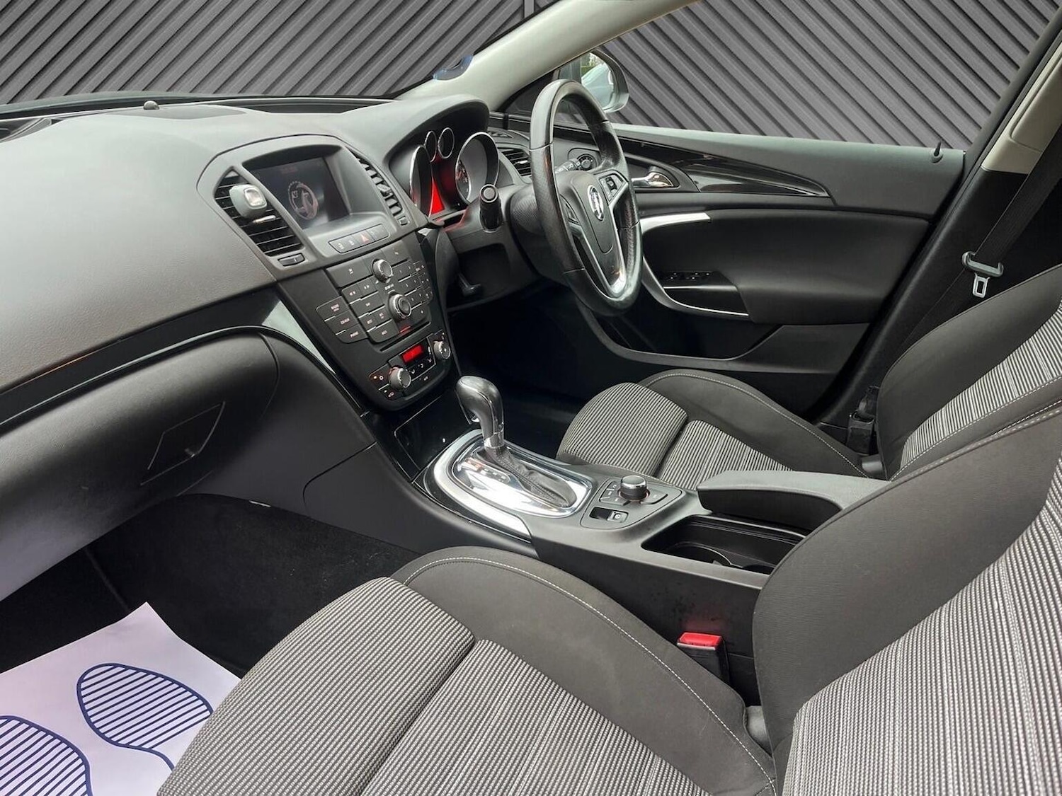 Used Vauxhall Insignia 2011 for sale - 77370598: Photo 20