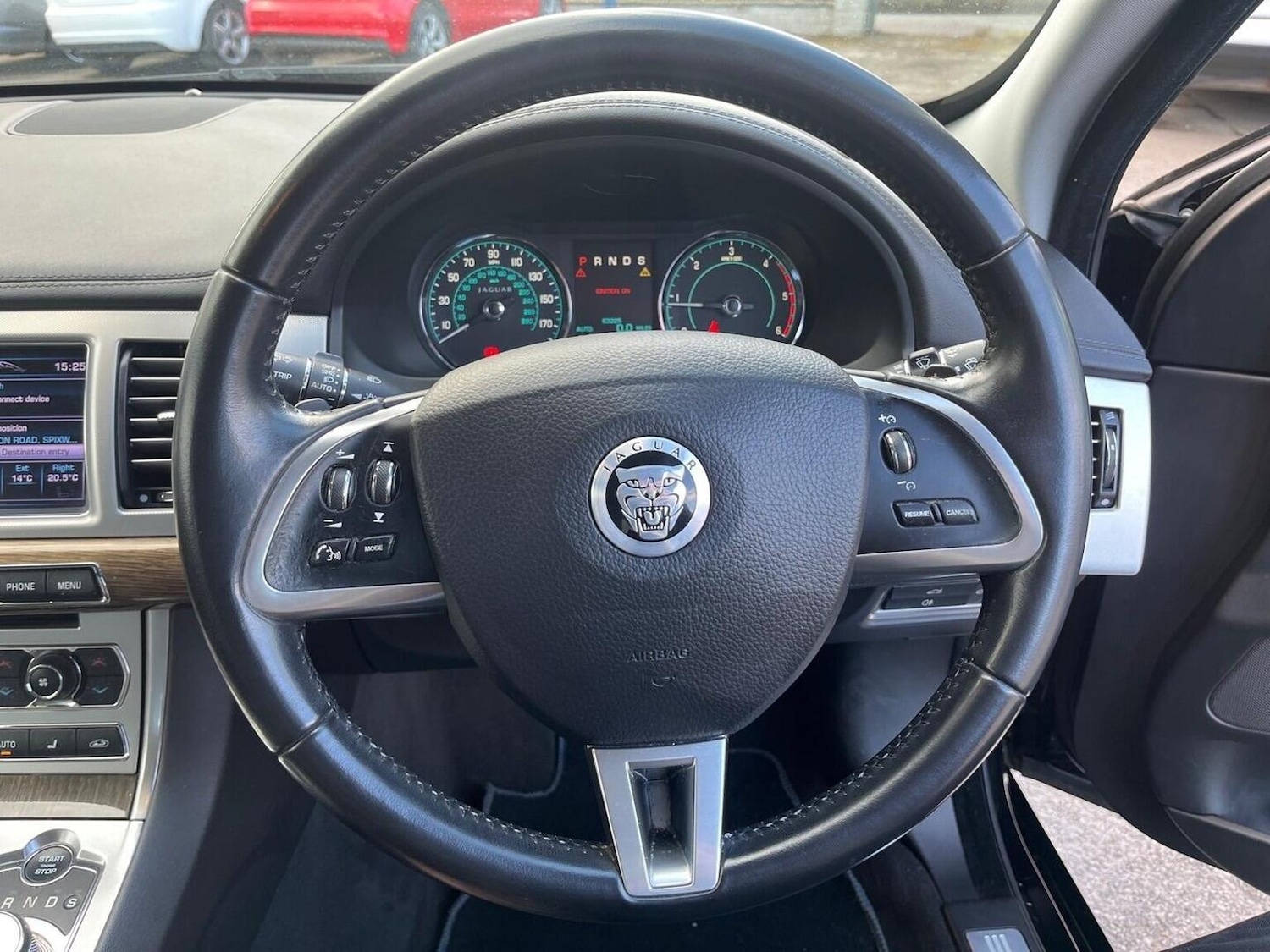 Used Jaguar XF 2012 for sale - 78070437: Photo 28