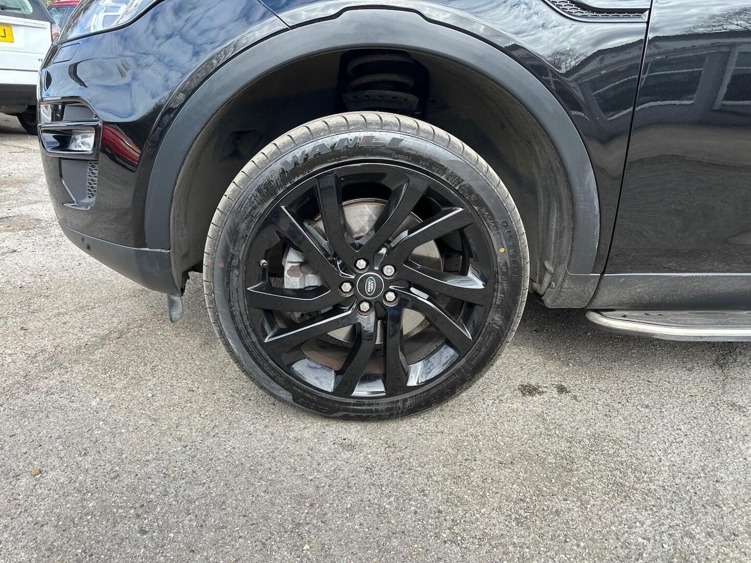 Used Land Rover Discovery Sport 2018 for sale - 78098185: Photo 22