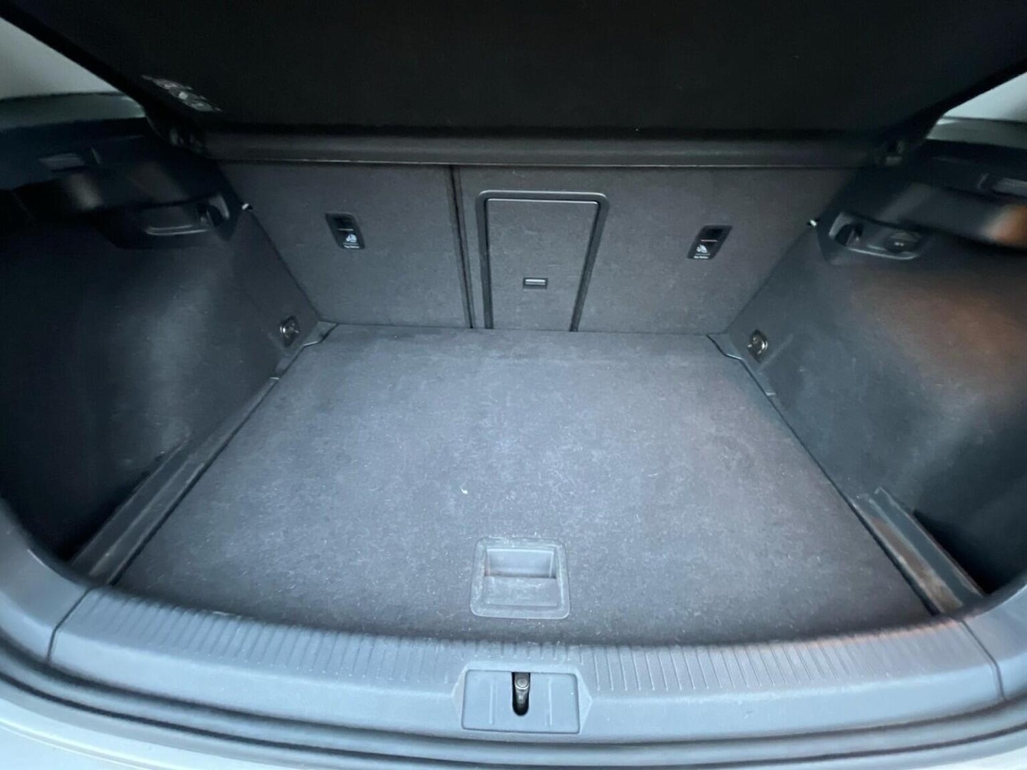 Used Volkswagen Golf 2016 for sale - 76951114: Photo 26