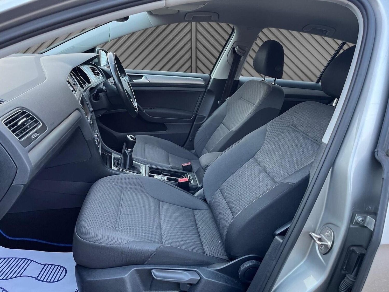 Used Volkswagen Golf 2016 for sale - 76951114: Photo 28