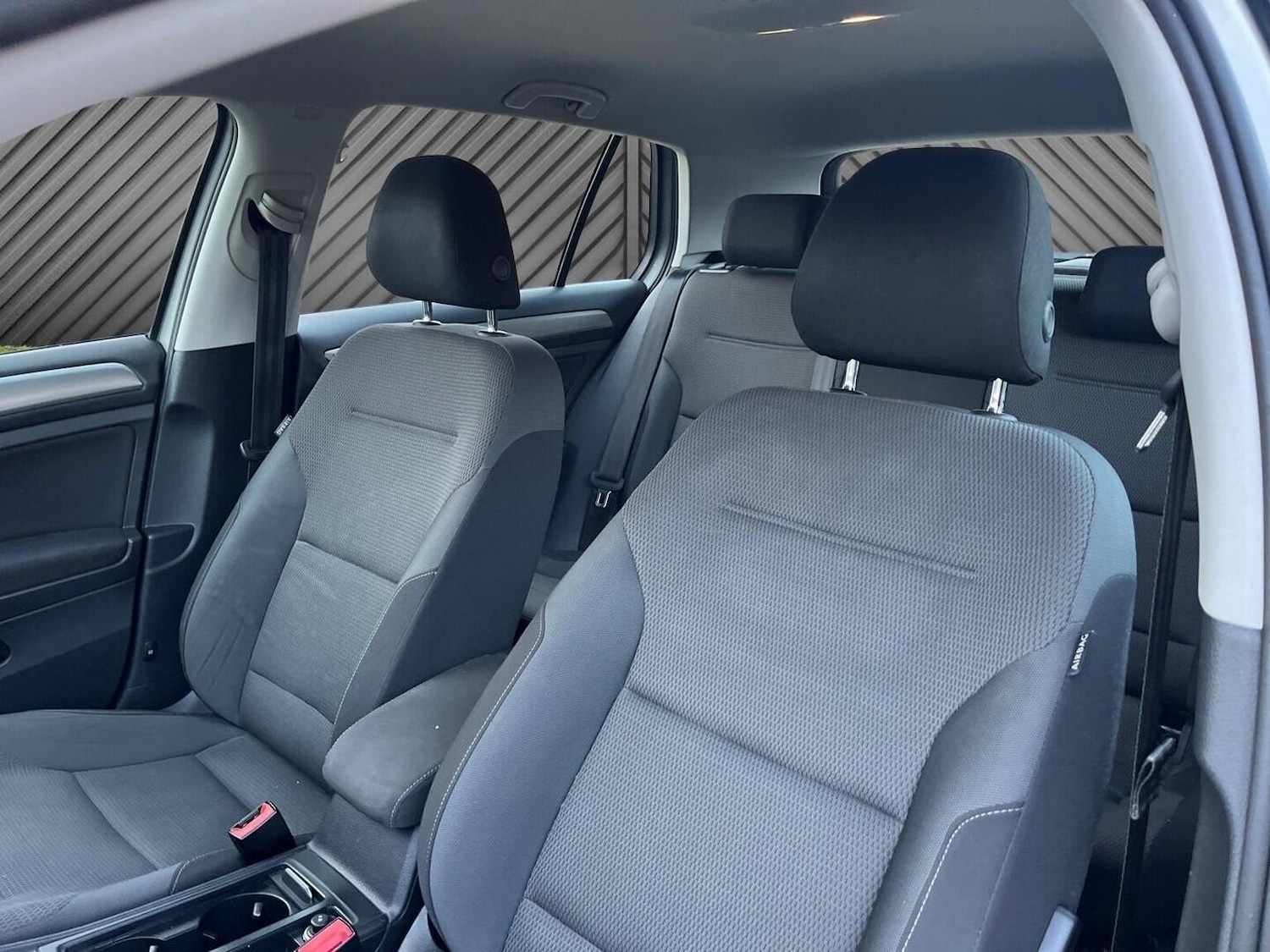 Used Volkswagen Golf 2016 for sale - 76951114: Photo 29