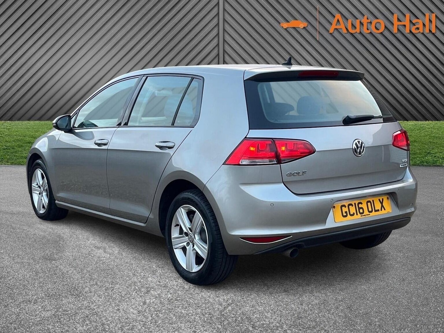 Used Volkswagen Golf 2016 for sale - 76951114: Photo 4