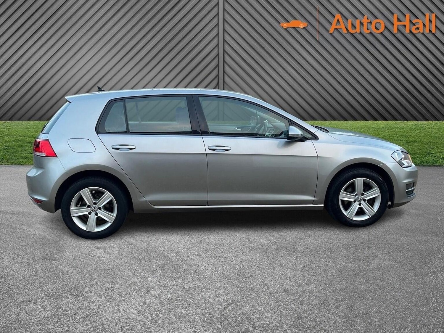 Used Volkswagen Golf 2016 for sale - 76951114: Photo 9