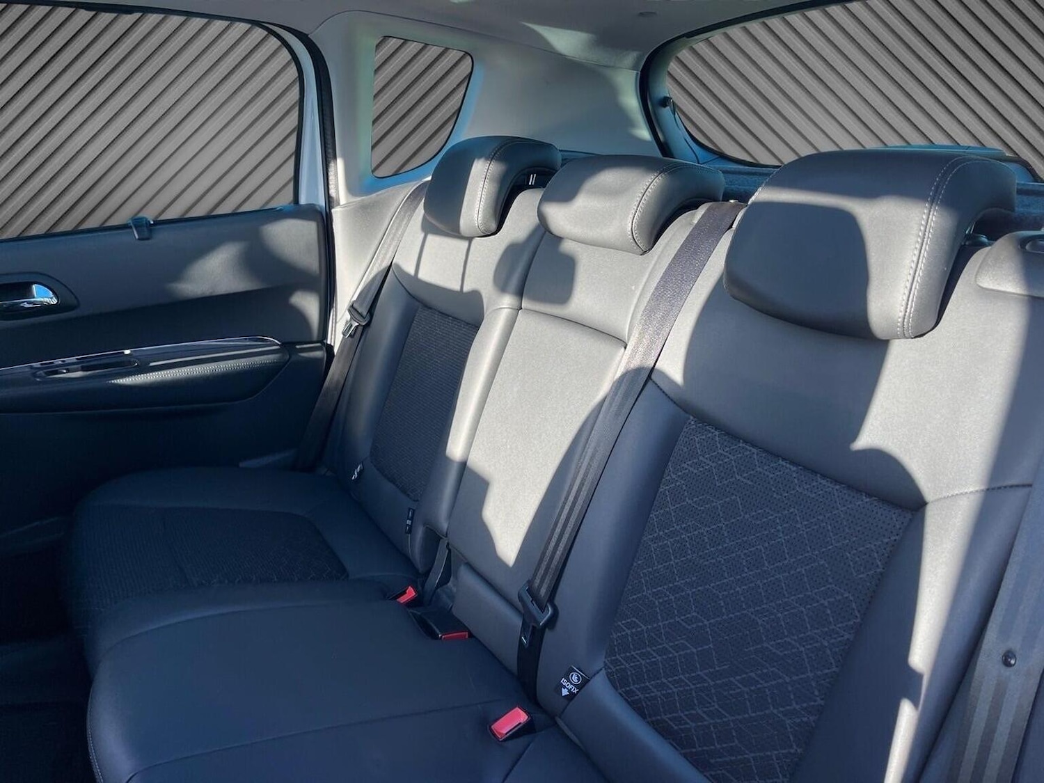 Used Peugeot 3008 2015 for sale - 77008147: Photo 17