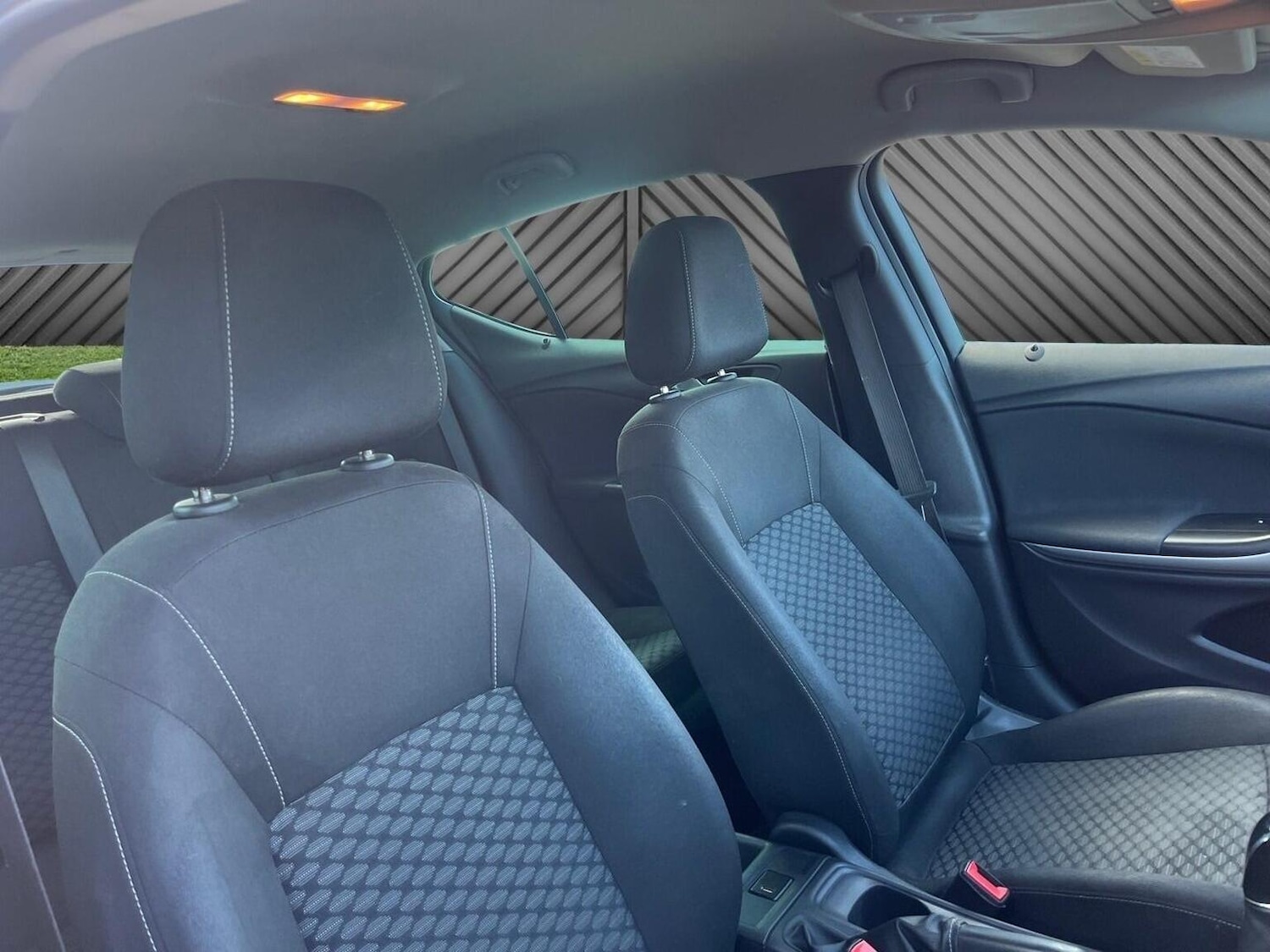 Used Vauxhall Astra 2017 for sale - 77891644: Photo 14