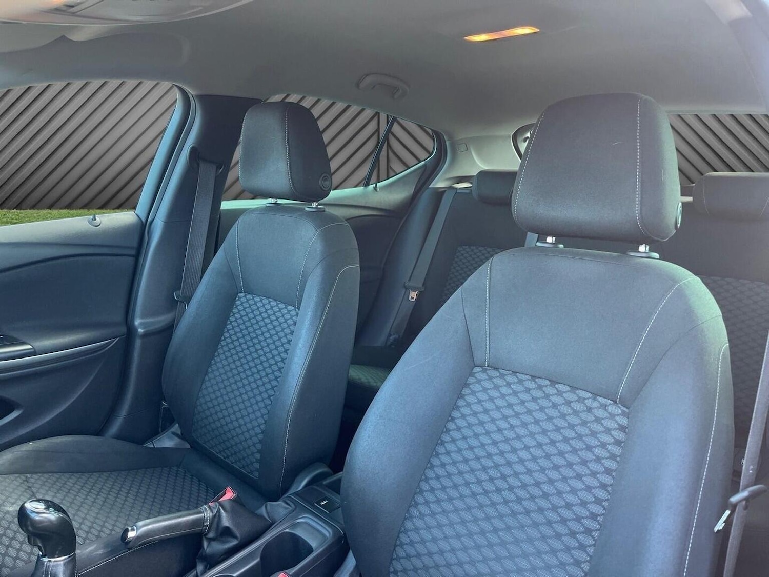 Used Vauxhall Astra 2017 for sale - 77891644: Photo 32