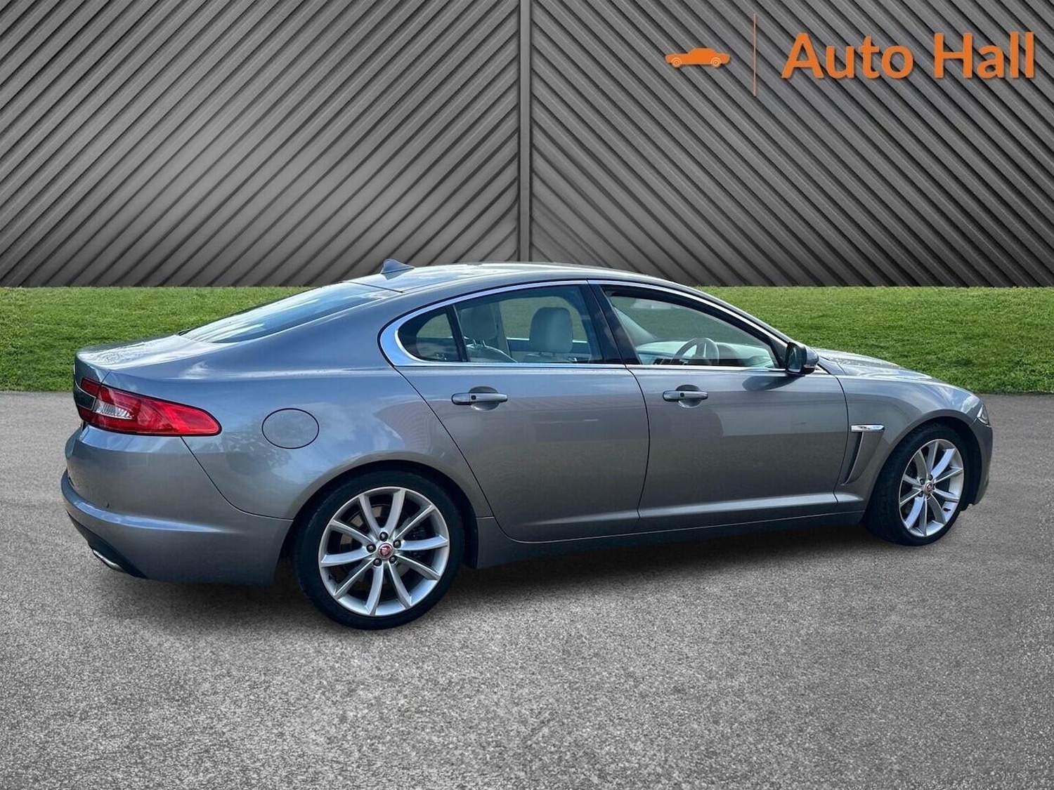 Used Jaguar XF 2014 for sale - 78018304: Photo 12