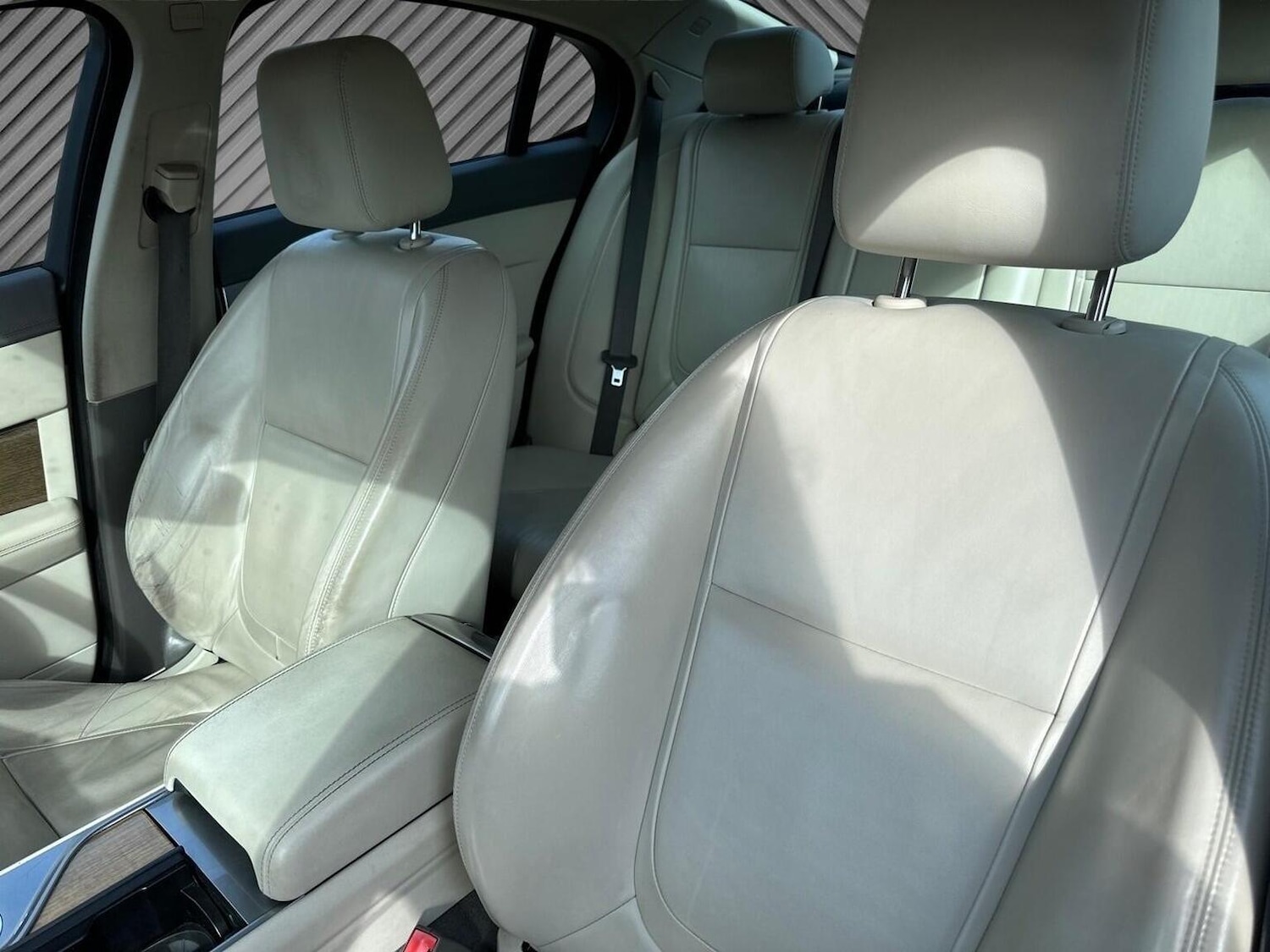 Used Jaguar XF 2014 for sale - 78018304: Photo 17