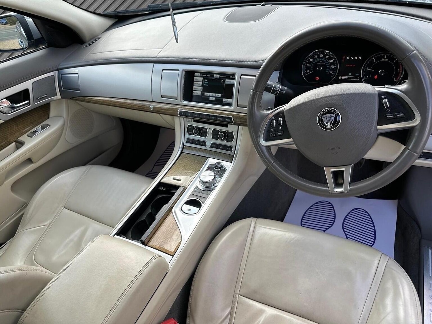 Used Jaguar XF 2014 for sale - 78018304: Photo 20