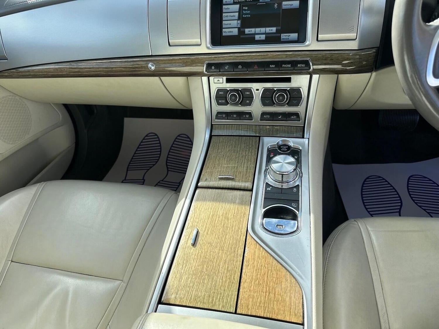 Used Jaguar XF 2014 for sale - 78018304: Photo 23