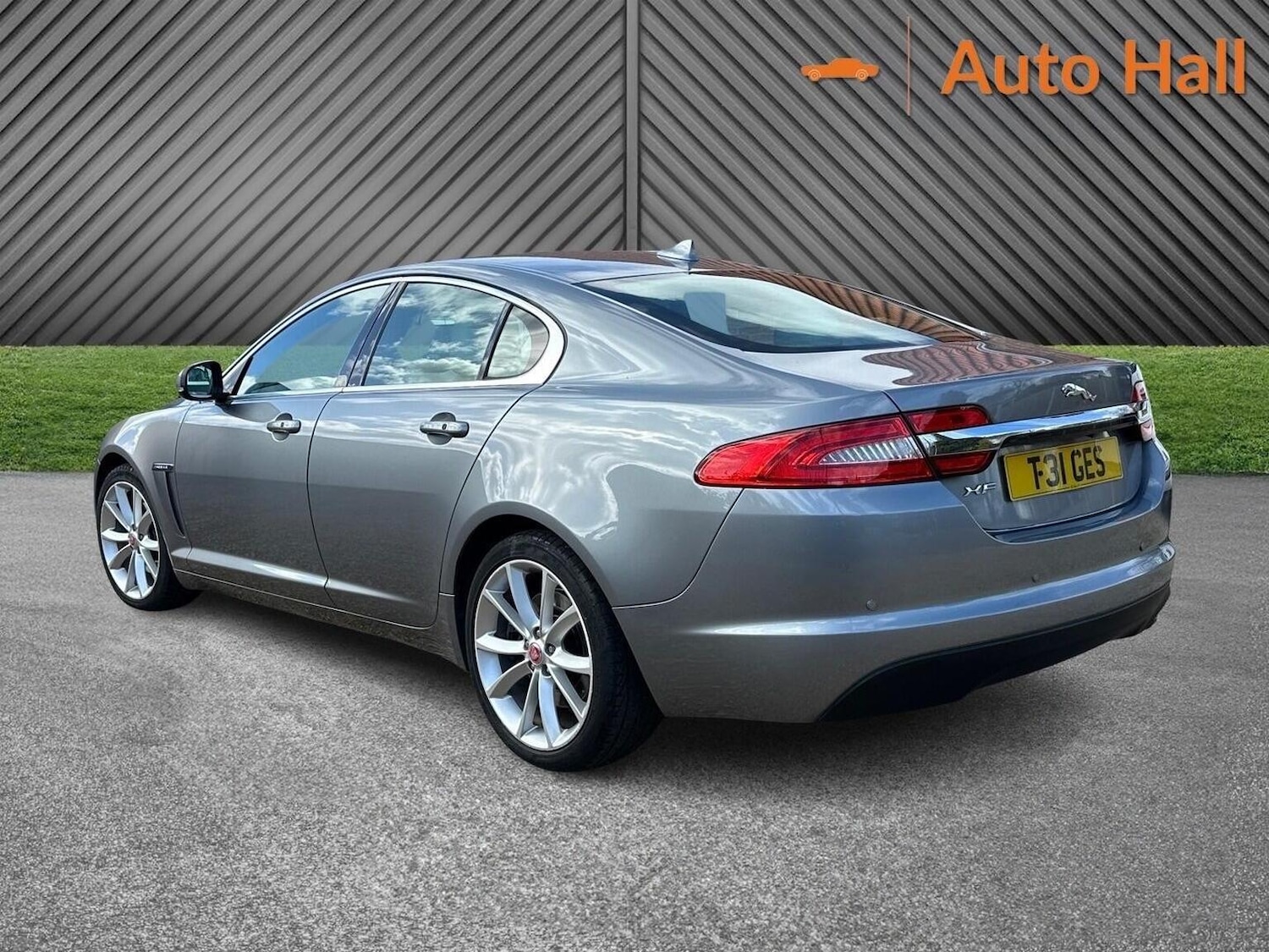 Used Jaguar XF 2014 for sale - 78018304: Photo 9
