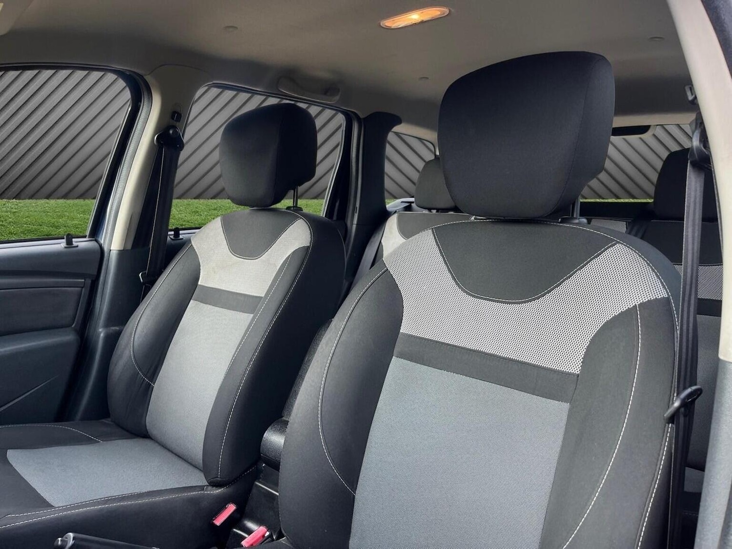 Used Dacia Duster 2016 for sale - 77735727: Photo 28