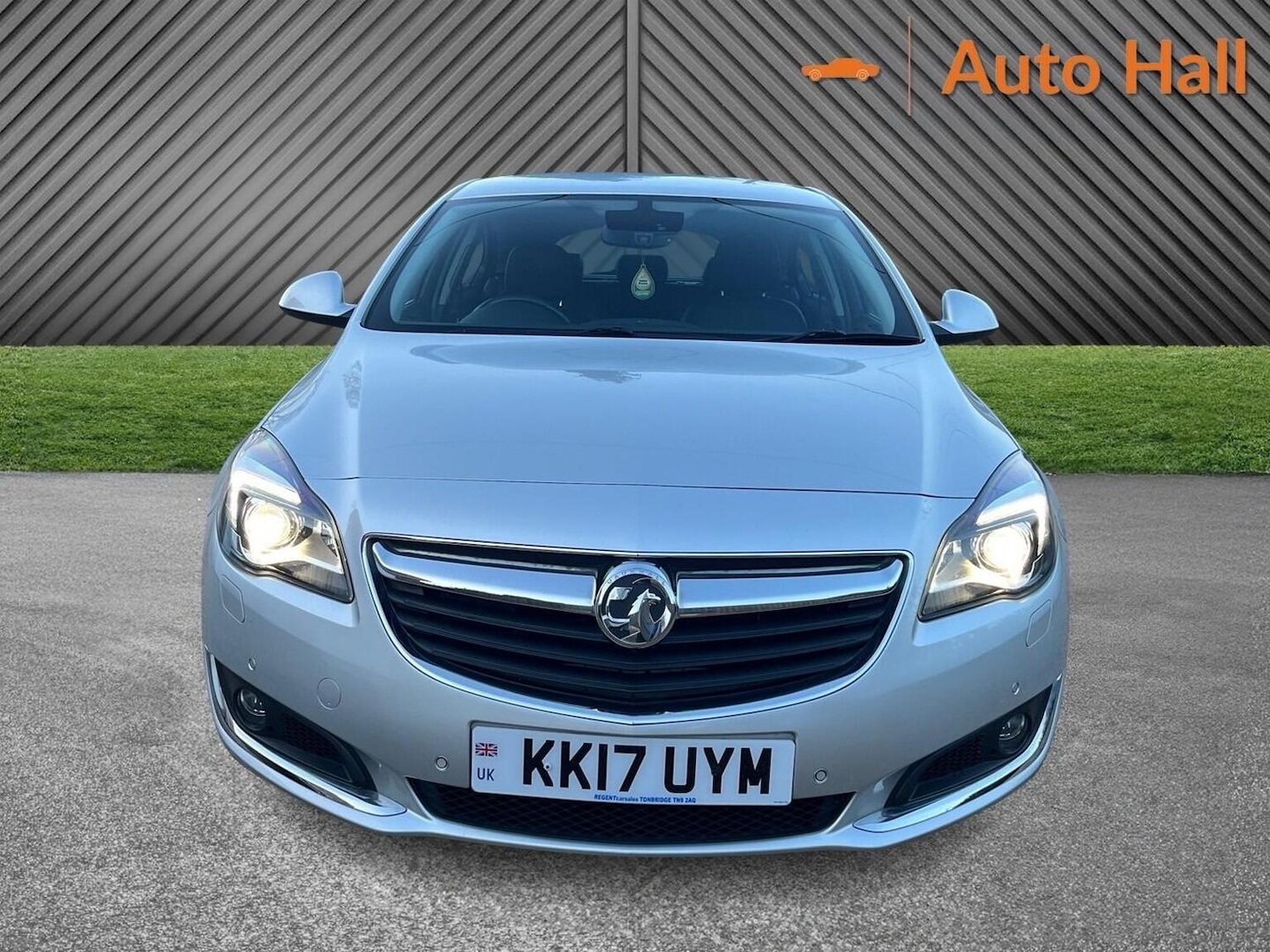 Used Vauxhall Insignia 2017 for sale - 77781768: Photo 2