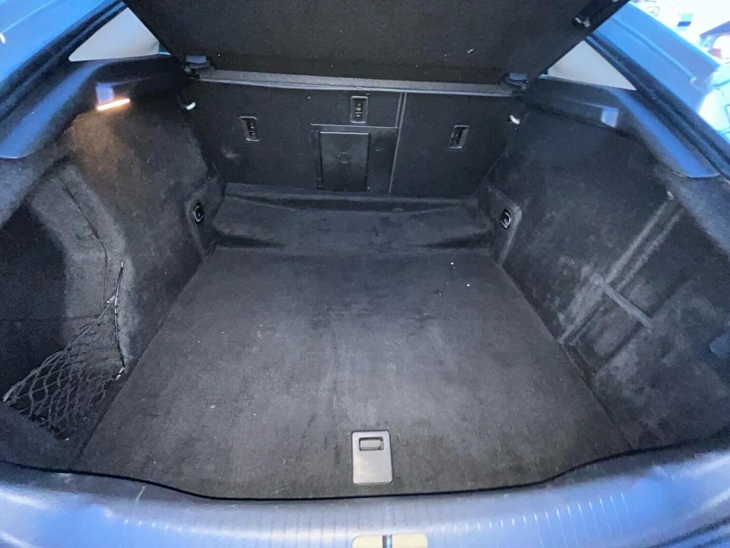 Used Vauxhall Insignia 2017 for sale - 77781768: Photo 28