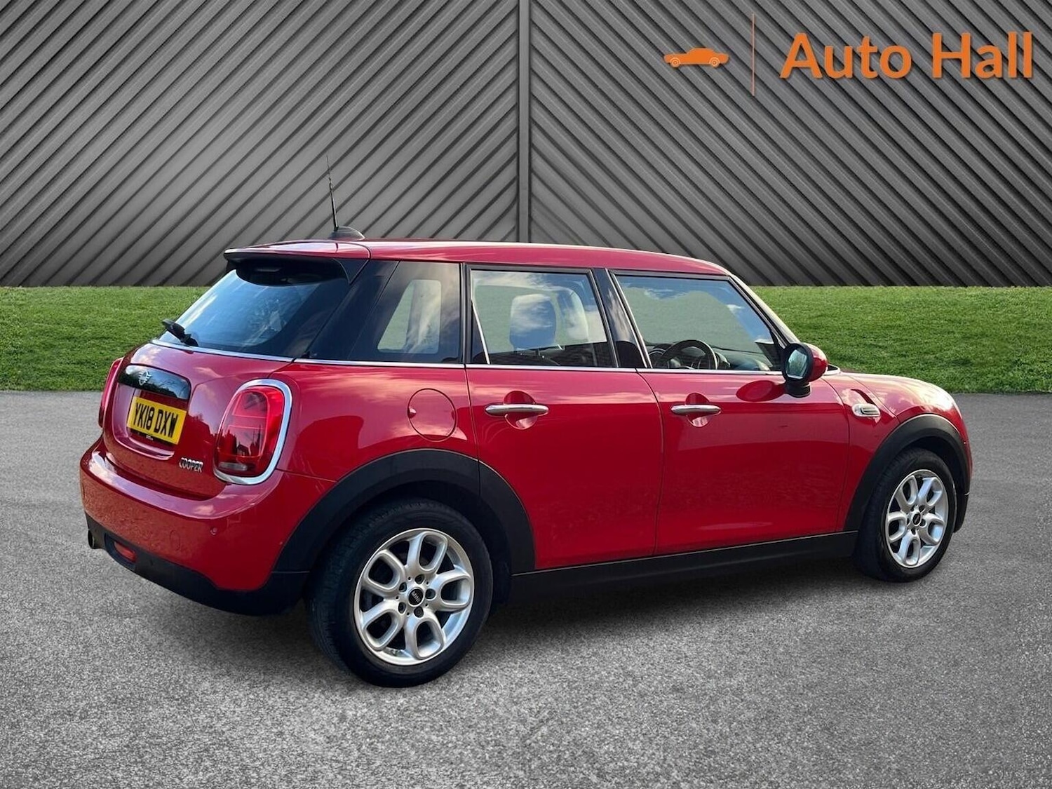 Used MINI Hatch 2018 for sale - 76896938: Photo 10