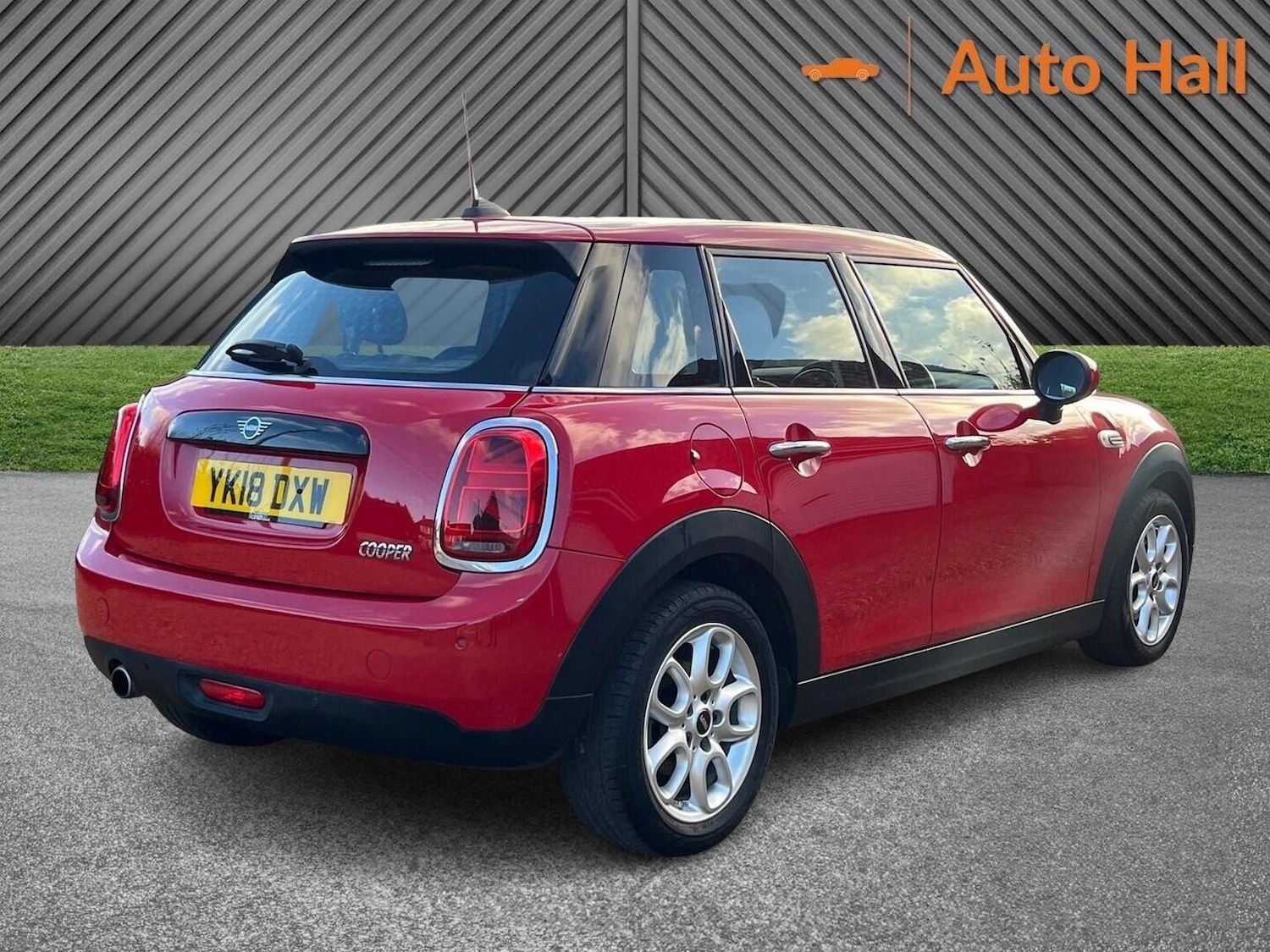 Used MINI Hatch 2018 for sale - 76896938: Photo 11