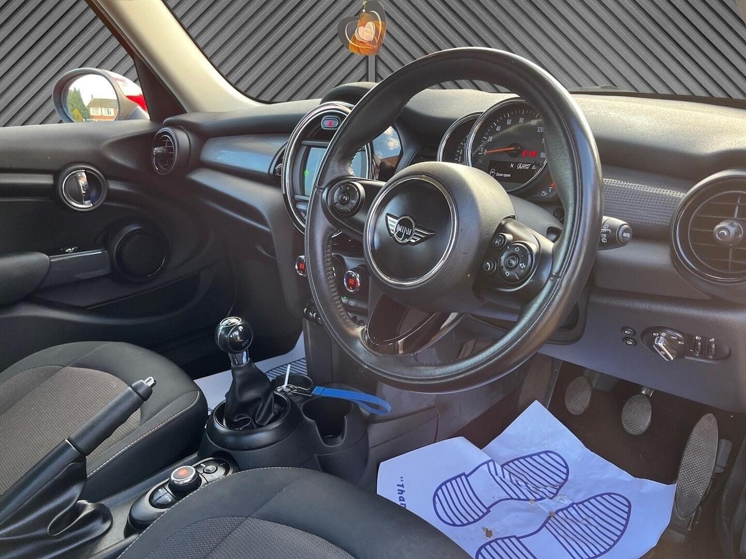 Used MINI Hatch 2018 for sale - 76896938: Photo 12