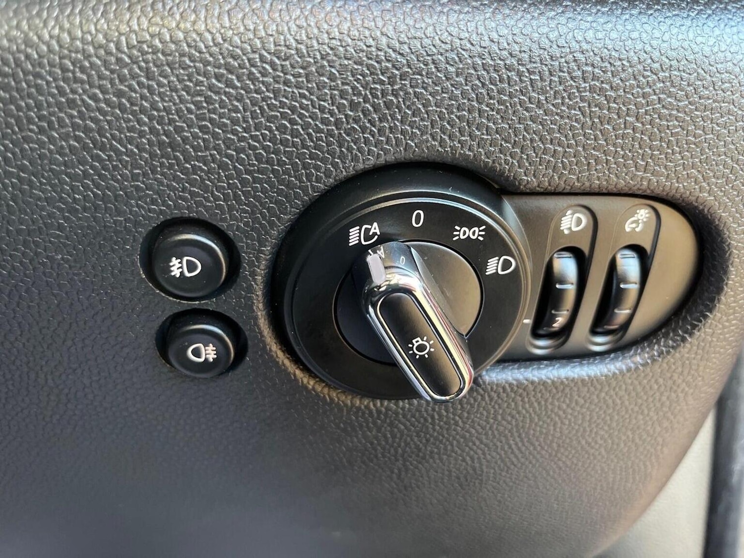 Used MINI Hatch 2018 for sale - 76896938: Photo 19