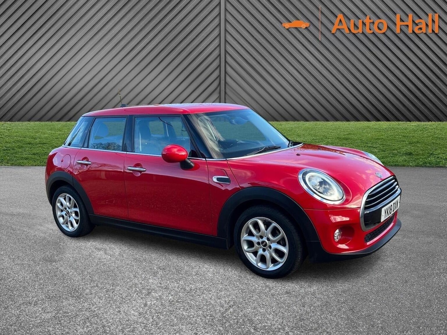 Used MINI Hatch 2018 for sale - 76896938: Photo 5