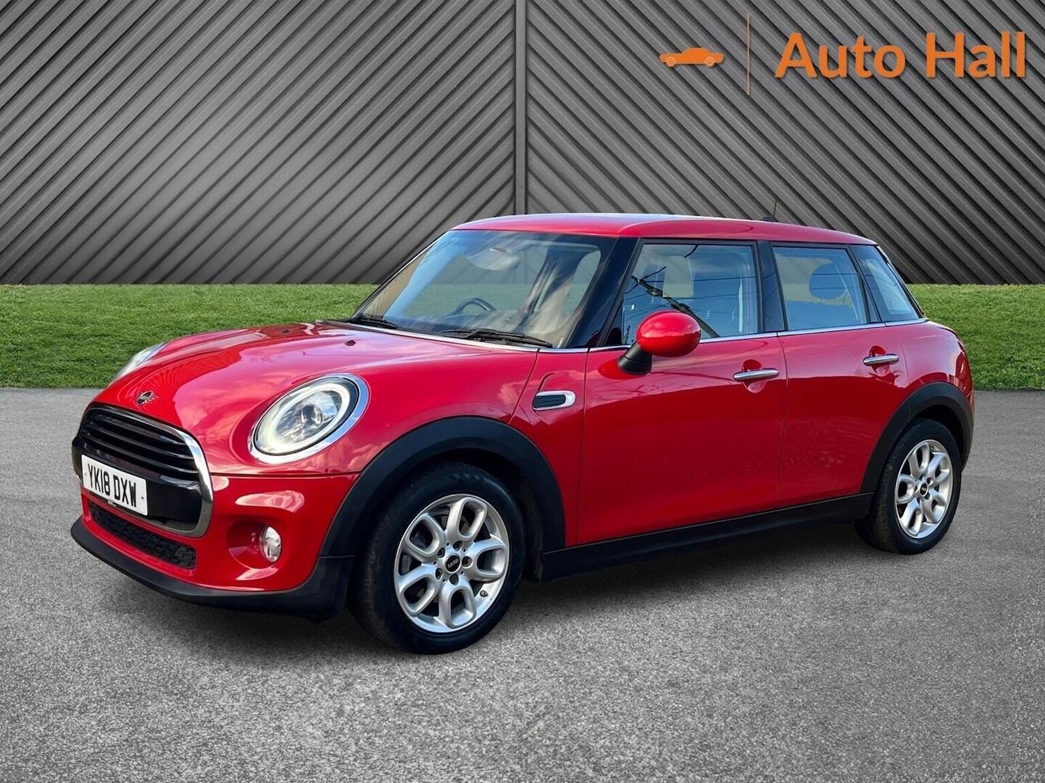 Used MINI Hatch 2018 for sale - 76896938: Photo 6
