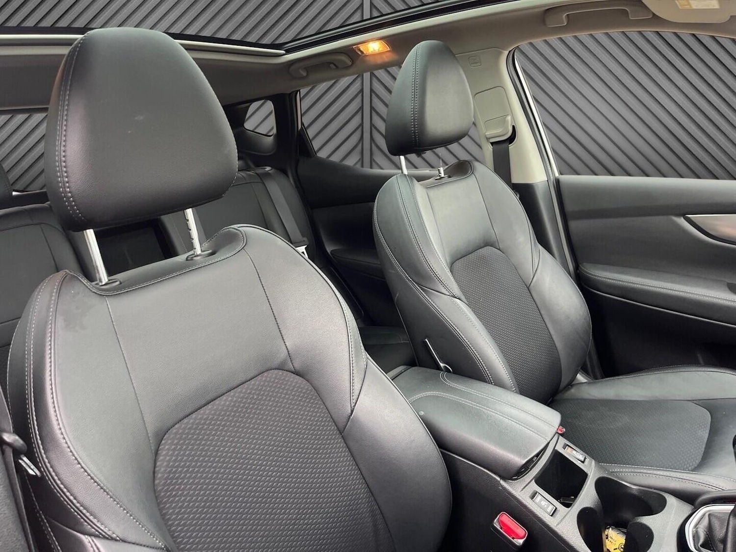 Used Nissan Qashqai 2017 for sale - 78098189: Photo 14