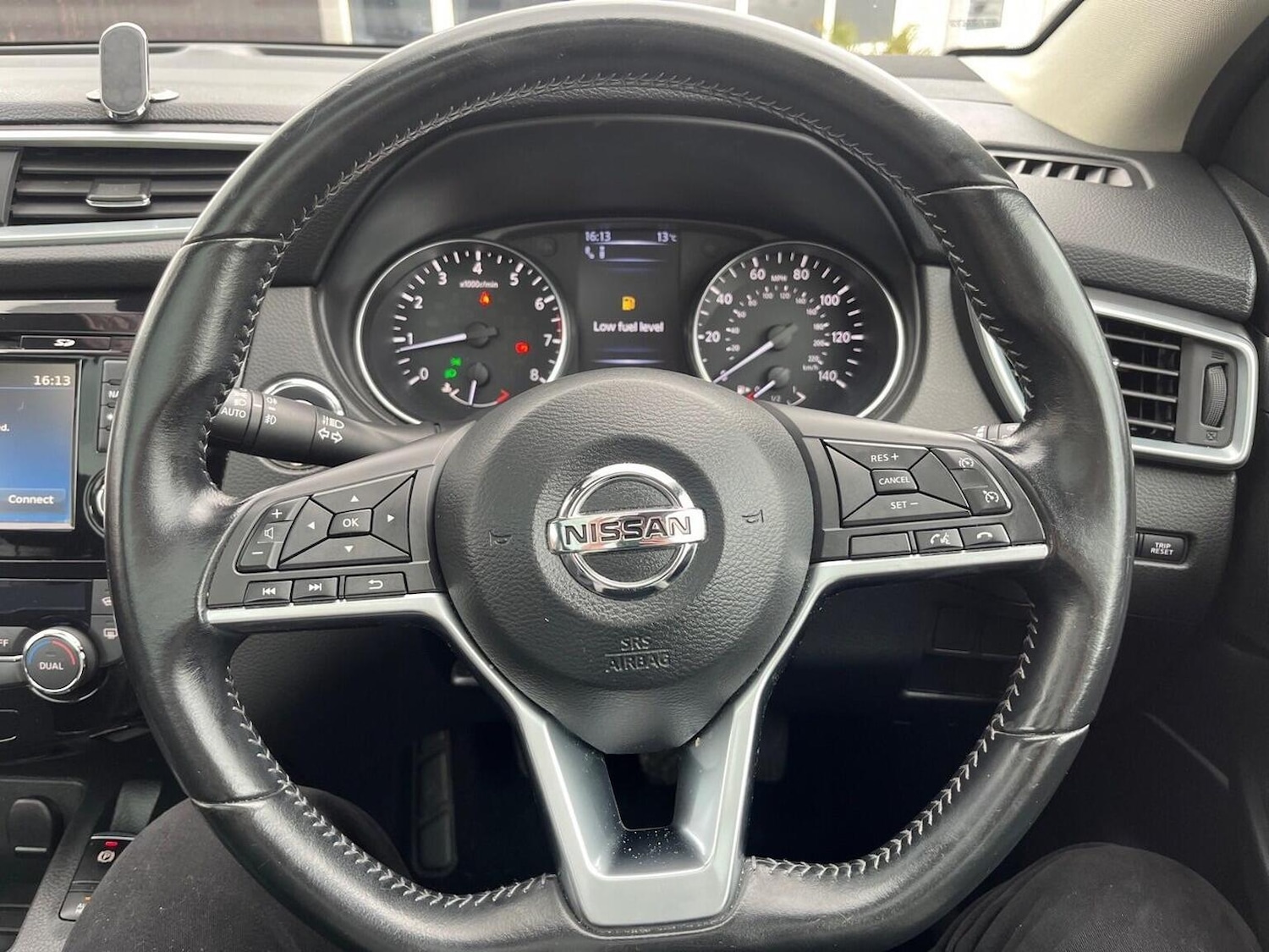 Used Nissan Qashqai 2017 for sale - 78098189: Photo 22