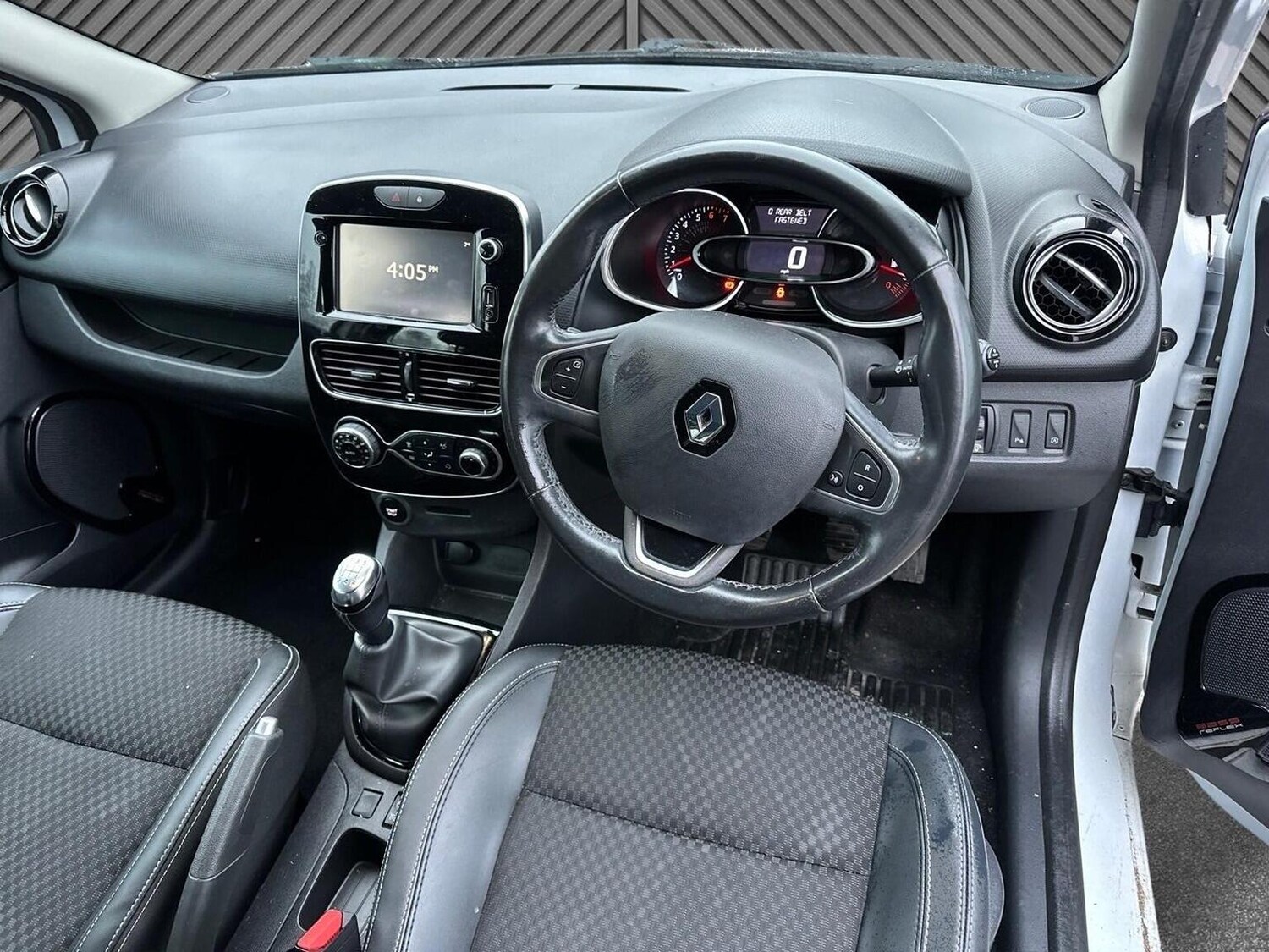 Used Renault Clio 2016 for sale - 77508602: Photo 13