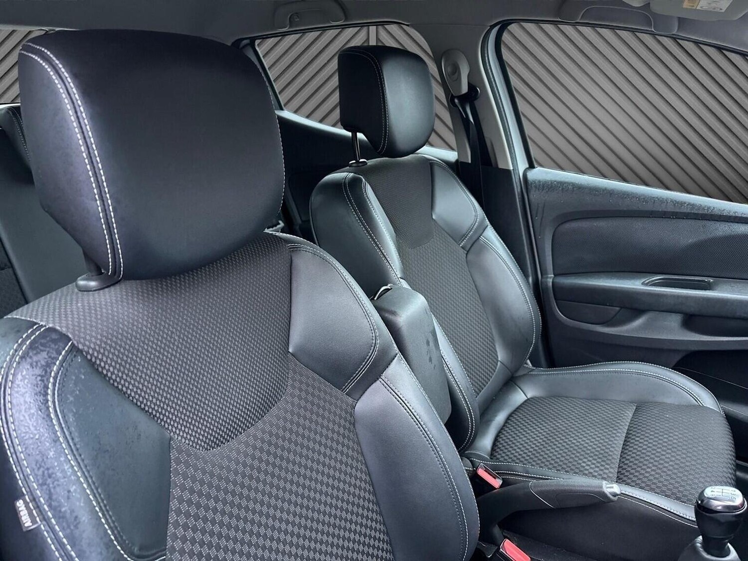 Used Renault Clio 2016 for sale - 77508602: Photo 16