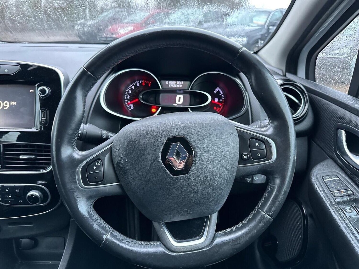 Used Renault Clio 2016 for sale - 77508602: Photo 27