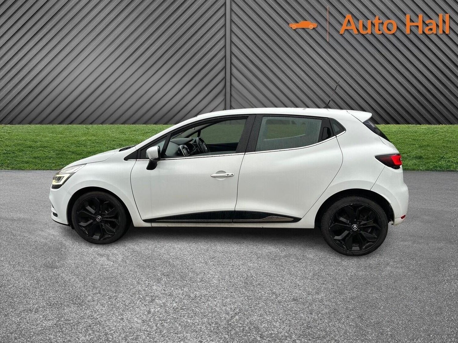 Used Renault Clio 2016 for sale - 77508602: Photo 8