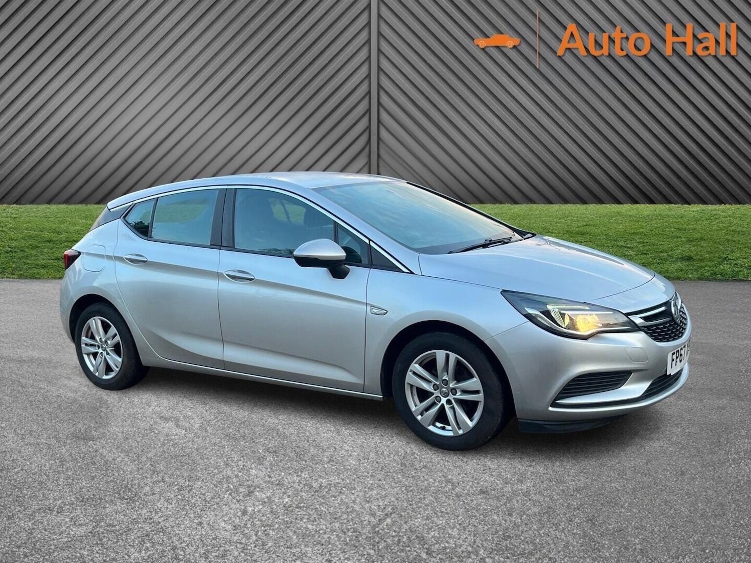 Used Vauxhall Astra 2017 for sale - 76956940: Photo 12