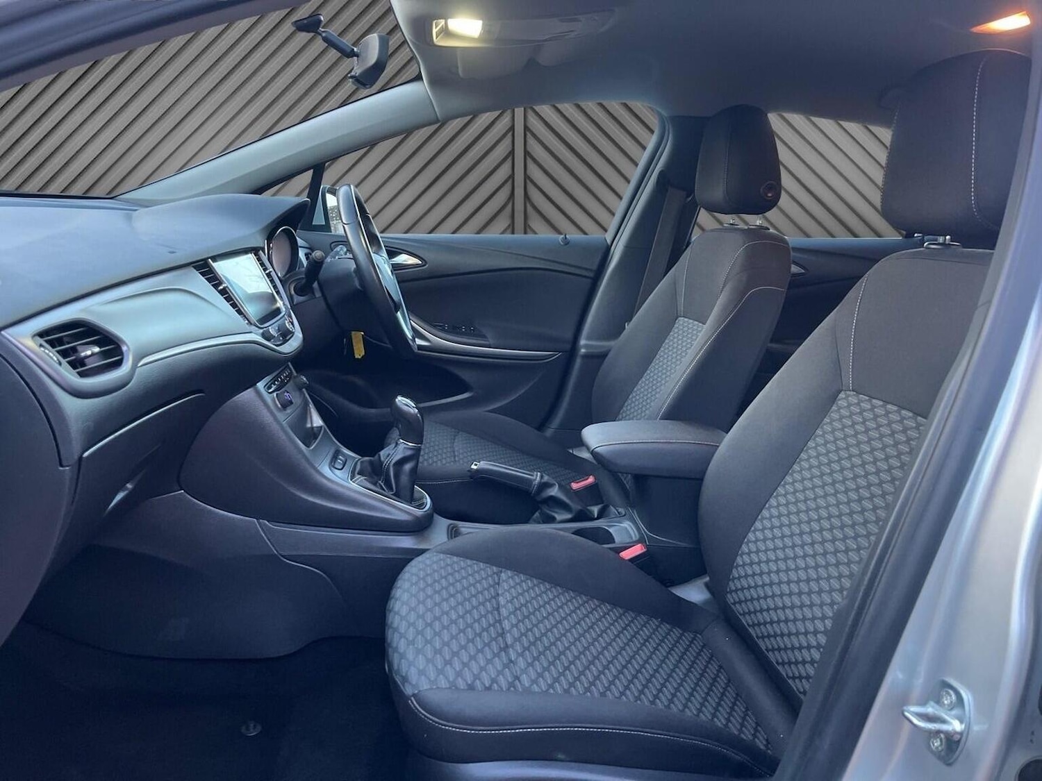 Used Vauxhall Astra 2017 for sale - 76956940: Photo 14