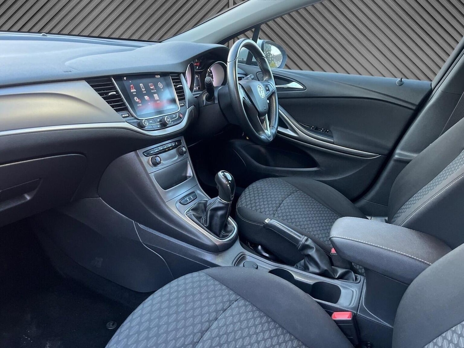 Used Vauxhall Astra 2017 for sale - 76956940: Photo 18