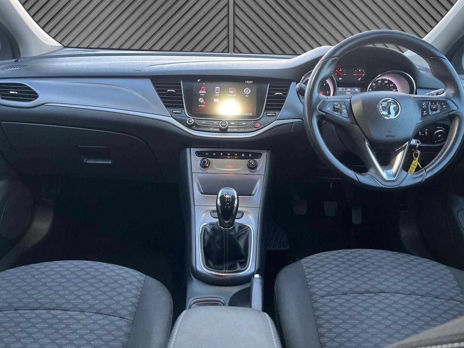 Used Vauxhall Astra 2017 for sale - 76956940: Photo 22