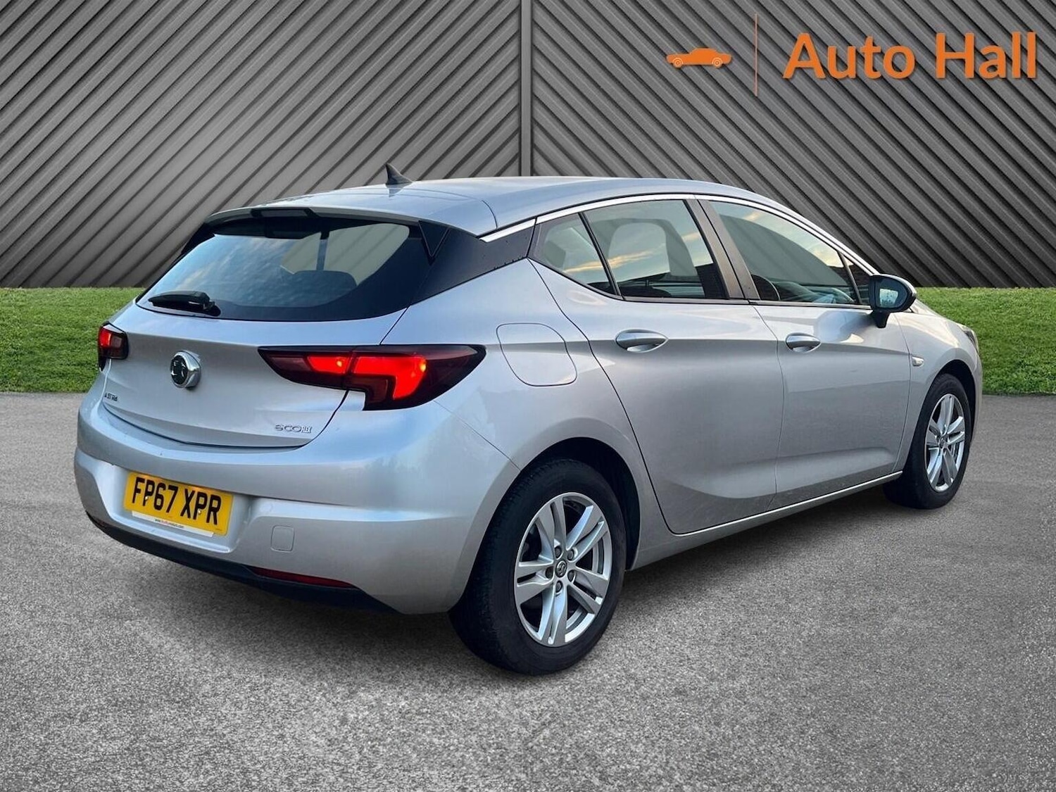 Used Vauxhall Astra 2017 for sale - 76956940: Photo 9