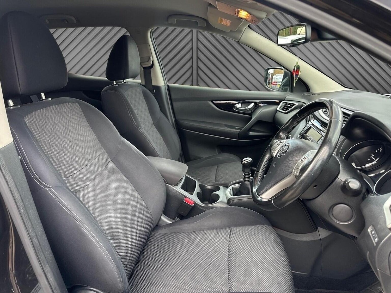 Used Nissan Qashqai 2016 for sale - 77837006: Photo 14