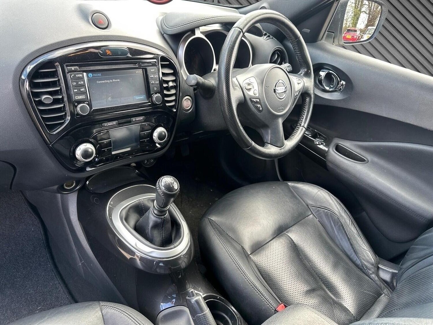Used Nissan Juke 2015 for sale - 78112049: Photo 30