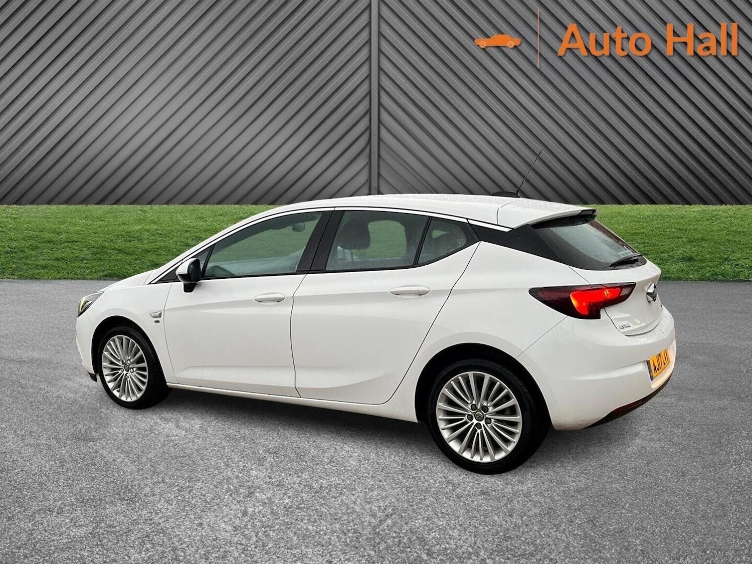 Used Vauxhall Astra 2017 for sale - 76963348: Photo 8