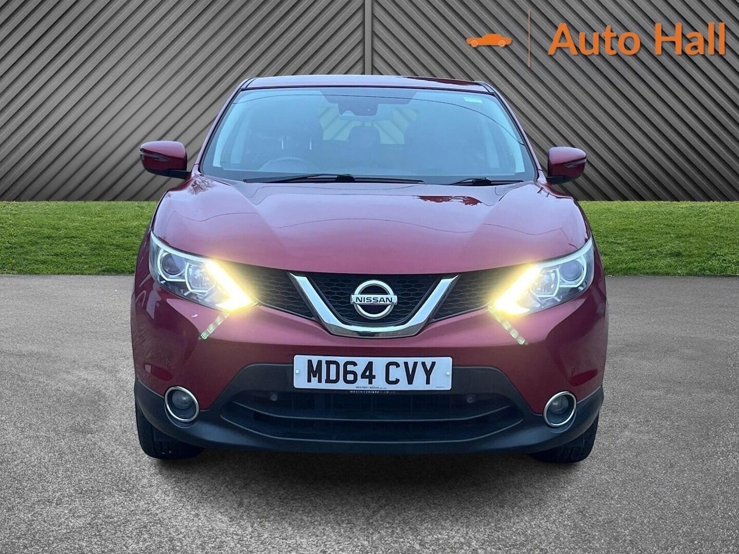 Used Nissan Qashqai 2015 for sale - 77342605: Photo 2